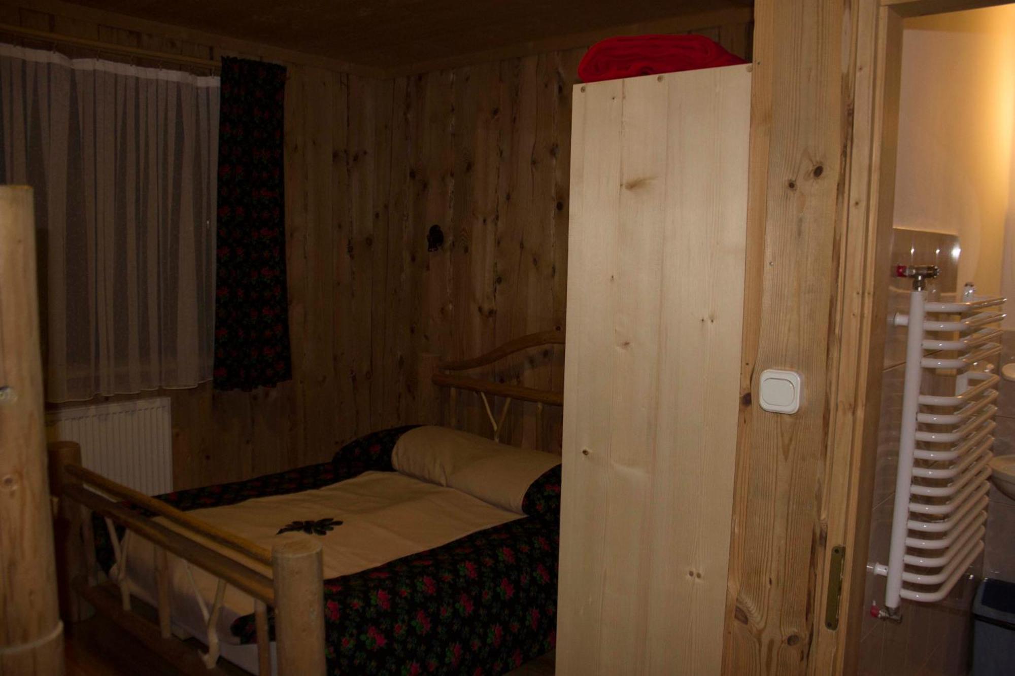 Chata Pod Grapom Czarna Gora Luaran gambar